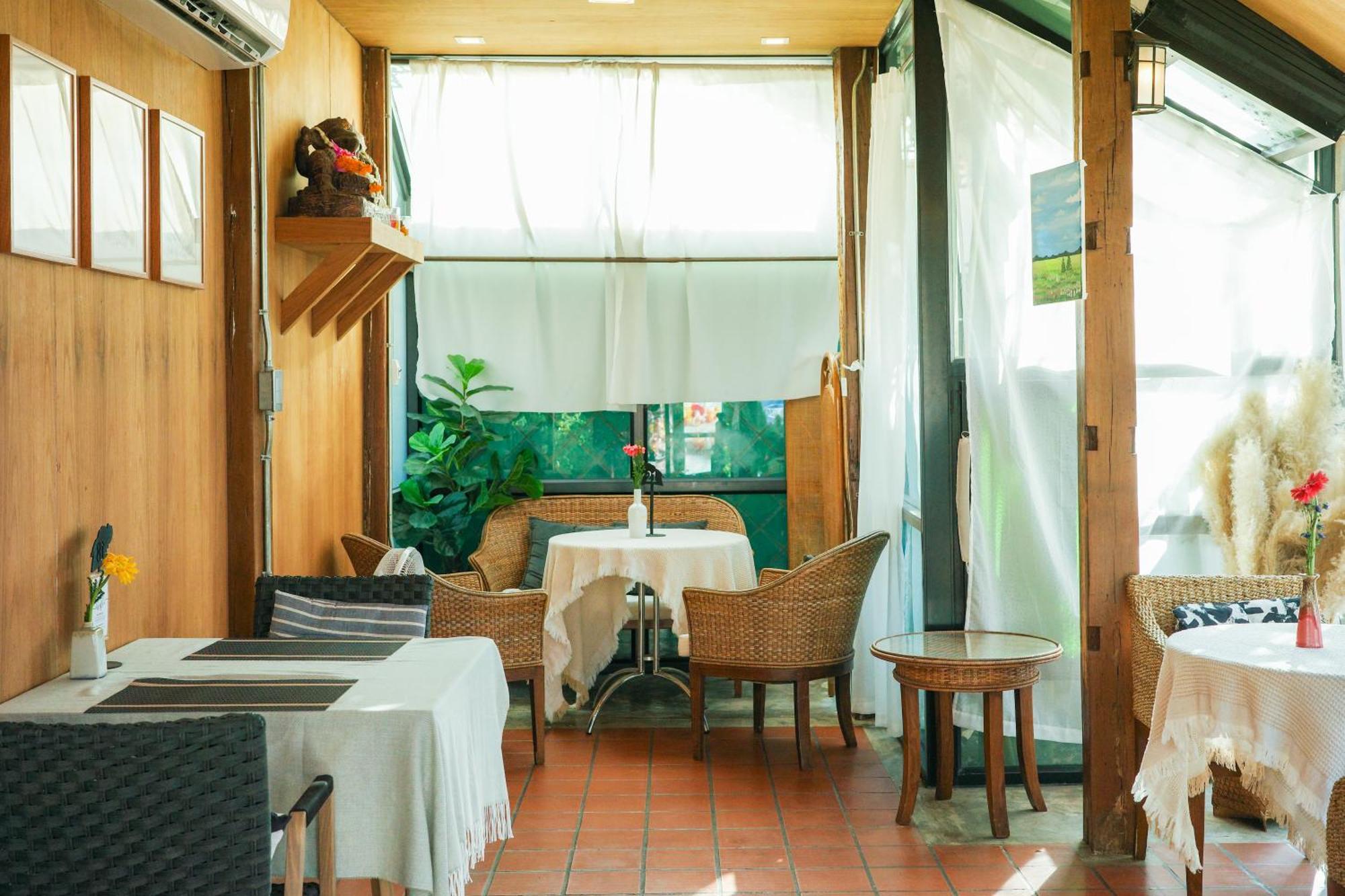 Buri Gallery House Chiang Mai Exterior photo