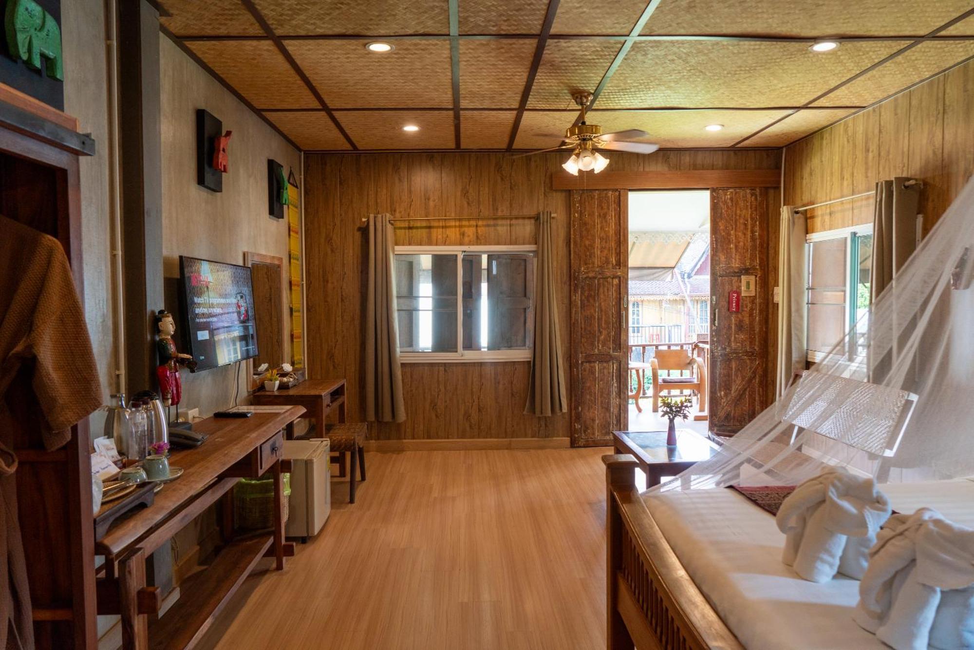 Buri Gallery House Chiang Mai Room photo